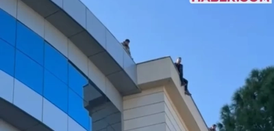 İzmir Torbalı'da Maaşını Alamayan İşçilerden İntihar Girişimi!