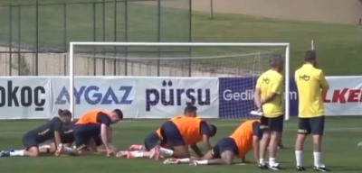 Jose Mourinho Ezber Bozuyor! Orta Sahada O İsmi Kullanacak