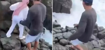Kayalıklarda Fotoğraf Çekiyordu; Dev Dalgalar Tarafından Yutuldu!