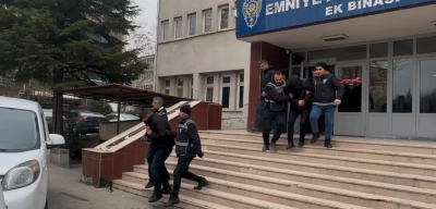 Kırıkkale'de annesiyle aşk yaşayan 51 yaşındaki adamı öldüren genç hakim karşısında