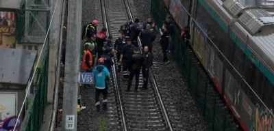Marmaray'da Kahreden Olay: Raylara Atlayarak İntihar Etti!