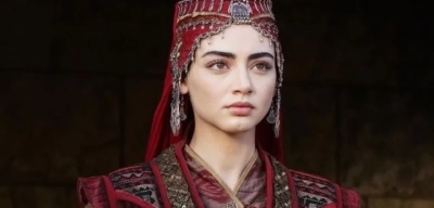 Özge Törer 2 milyon takipçili hesabından paylaştı herkes hayran kaldı: 'Pembeli Bala Hatun'