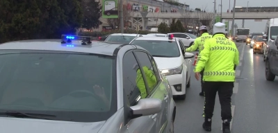 Polis çakarlı araçlarda artış var! Yol güvenliğimiz tehlikede