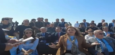 Protokolde Plastik Sandalye Krizi: CHP'li Belediye Başkanına Plastik Sandalye Verildi!