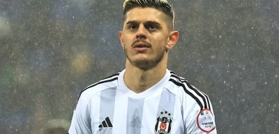 Rashica: Van Bronckhorst Bize Farklı Bir Enerji Getirdi