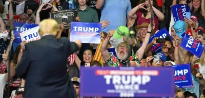 Silahlı Saldırının Ardından İlk Mitingine Çıkan Trump: 'Demokrasi İçin Kurşun Yedim'