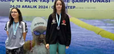 Türkiye Arena Kulüpler Yüzme Şampiyonu Ada Öztürk Oldu