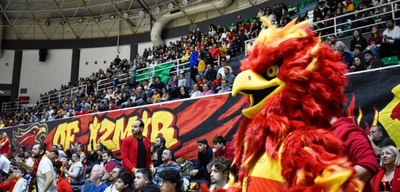 Göztepe'nin Maskotu K'ANKA İlk Maçta Karakolluk Oldu