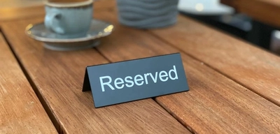 Restoran ve Kafelerde Yeni Dönem: Rezervasyon Kaporası!