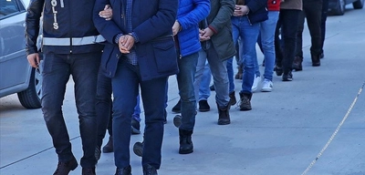 DEM Parti Akdeniz Belediye Eşbaşkanları ve Meclis Üyeleri Gözaltına Alındı