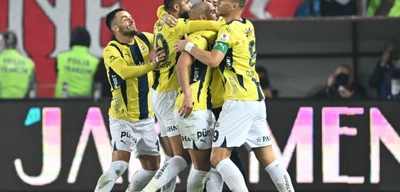 Fenerbahçe'nin Transfer Gündemi: 7 Oyuncu Ayrılacak