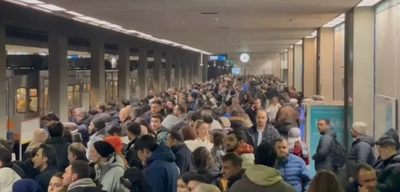 İstanbul'da Metro Arızası: Seferler Aksadı