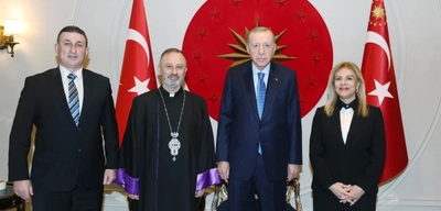 Cumhurbaşkanı Erdoğan, Ermeni Katolik Cemaati Ruhani Reisi Kazancıyan'ı Kabul Etti