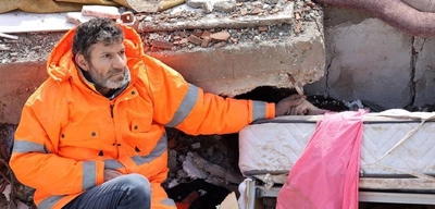 6 Şubat'ın En Acı Karelerinden Biri! "Kızımızı Hala Bekliyoruz"