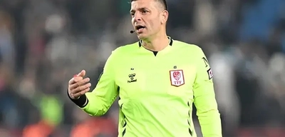 VAR Olmayan Maçta VAR'ı Dinledi