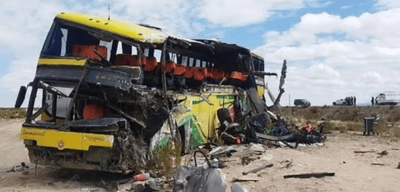 Bolivya'da Otobüs Kazası: 37 Ölü!