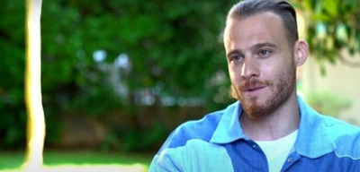 Kerem Bürsin Yeni İmajıyla Şaşırttı