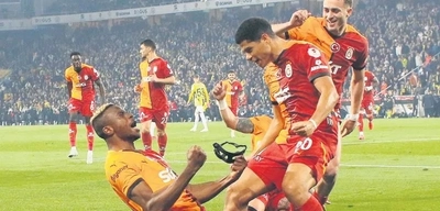 Osimhen'den Fenerbahçe'ye Duble Siftah!