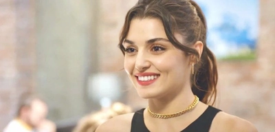 Hande Erçel Yeni Filmi için İmaj Değiştirdi