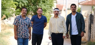 Gönül Dağı Dizisinin Set Aracı Kaza Yaptı! Berk Atan Hastanelik Oldu