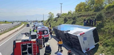 Yalova-Bursa Karayolunda Kaza: 1 Ölü, 2 Yaralı