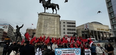 Atanamayan Öğretmenler Ulus Meydanı'nda Toplandı: "15 Bin Atama Yeterli Değil!"