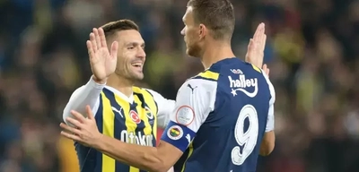 Fenerbahçe Yeni Sezon Planını Kurdu: İşte Ayrılığı Kesinleşen 2 İsim!