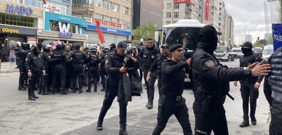 1 Mayıs'ta İstanbul'da 384 Kişi Gözaltına Alındı