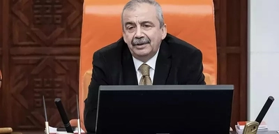 Sırrı Süreyya Önder Hayatını Kaybetti! Siyasilerden Taziye Mesajları