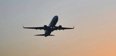 Hindistan ve Pakistan'da Yüzlerce Uçuş İptal Oldu