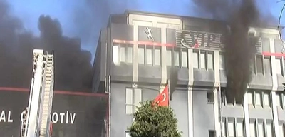 İstanbul Bağcılar'da Fabrikada Yangın