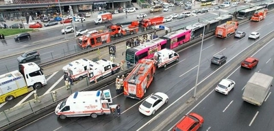 Beylikdüzü'ndeki Metrobüs Kazasında Yeni Detaylar Ortaya Çıktı: Frene Rağmen Araç Duramadı...