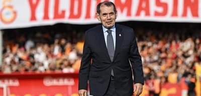 19 Mayıs Coşkusu Metin Oktay Tesisleri'nde! Galatasaray Başkanı Dursun Özbek'ten Açıklamalar
