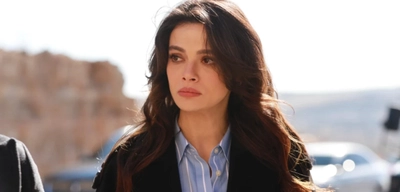 Uzak Şehir'in Alya'sı Sinem Ünsal Cannes Yolcusu
