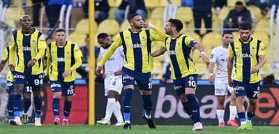 Fenerbahçe'ye Transfer Şoku: İngiliz Devi Genç Yıldızı Kaptı!