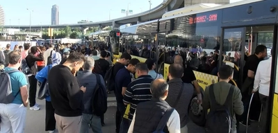 İstanbul'da Özel Halk Otobüsleri Seferlere Başladı