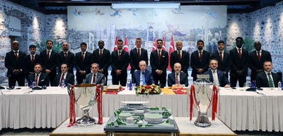 Cumhurbaşkanı Erdoğan'dan Galatasaray'a Tebrik Ziyareti