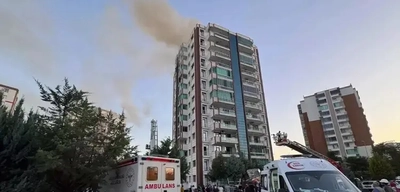 Diyarbakır'da Apartmanda Yangın: 2'si Çocuk 3 Kişi Hayatını Kaybetti