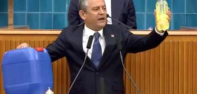 Özel'den Hükümete Mazotlu Protesto: "Yetkiyi Verdiniz, Etkiyi Gördünüz"