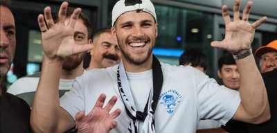 Beşiktaş'ın Yeni Transferi David Jurasek İlk Antrenmanına Çıktı