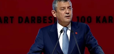 Özgür Özel'den İzmir Operasyonu Yorumu: "Bizi Tartışmanın İçine Çekmeye Çalışıyorlar"