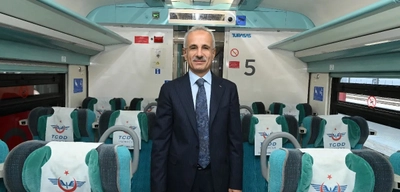 Yaz Sezonuna Özel Ek YHT Seferleri: Ankara-Eskişehir ve Ankara-Sivas Hatlarında Kapasite Artıyor