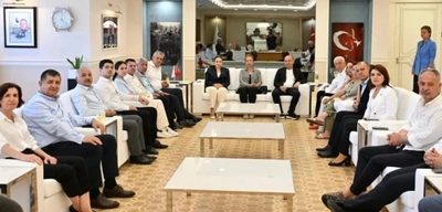 CHP Antalya'da "19 Mart Yargı Darbesi" ve Yerel Sorunlar Gündemiyle Toplandı