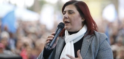 Özlem Çerçioğlu İstifa Etti