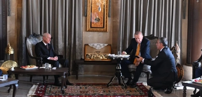 Bahçeli, "Canların Türküsü" ve "Kardeşlik Türküsü" Eserlerini Erdoğan'a Dinletti