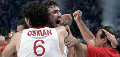 12 Dev Adam, EuroBasket 2025'te Tarihi Yarı Final İçin Sahada
