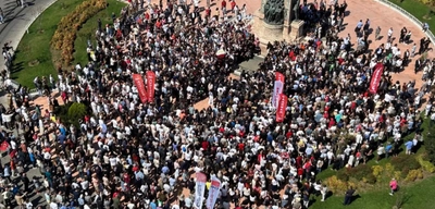 CHP 102 Yaşında: Özgür Özel Taksim'de