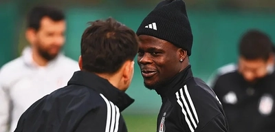 Beşiktaş'ta Junior Olaitan Dönemi: Beşiktaş Türkiye'nin En Büyük Takımlarından Biri!