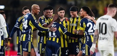 Fenerbahçe'de Transfer Bombardımanı: Tedesco'nun Gözü Goretzka'da, Hayaller Lewandowski!