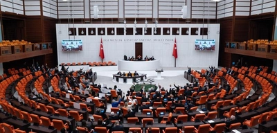 Meclis'te Kritik Hafta: Doğum İzni Uzuyor, Sosyal Medyaya Yaş Sınırı Geliyor